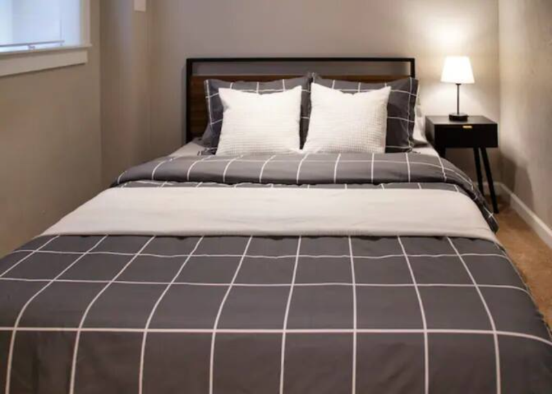 8239 Cherokee St #B - Photo 2 of 12