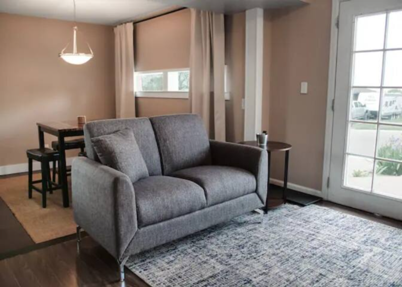 8239 Cherokee St #B - Photo 6 of 12