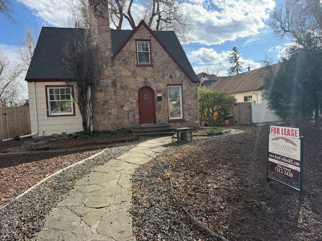 917 W Magnolia St - Photo 3 of 46