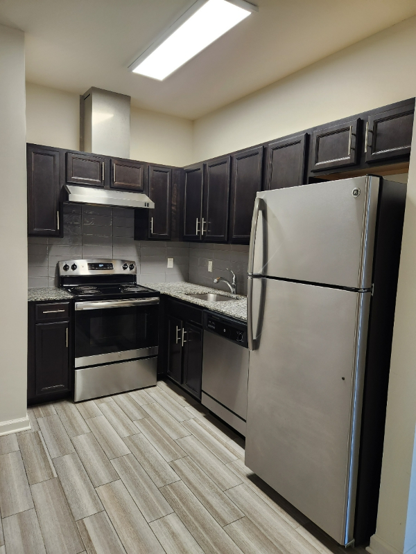 510 Hamilton St #321 - Photo 5 of 11