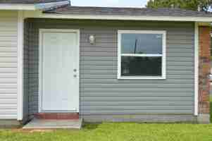 featured image of 219 Leon St #23