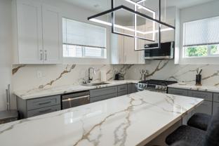 4833 Riverton Ave - Photo 1 of 1