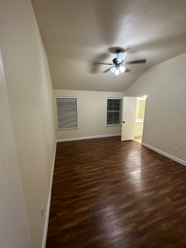 1324 Sierra Blanca Dr - Photo 2 of 19