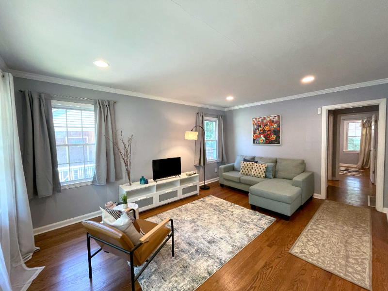 1408 Lockwood Dr Sw - Photo 5 of 13