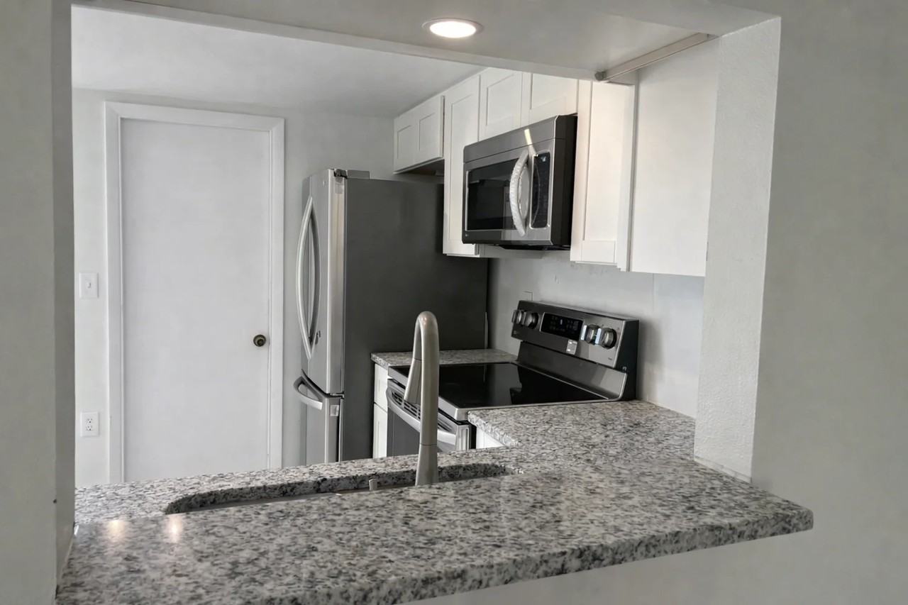 3427 59th Ave W - Photo 3 of 19