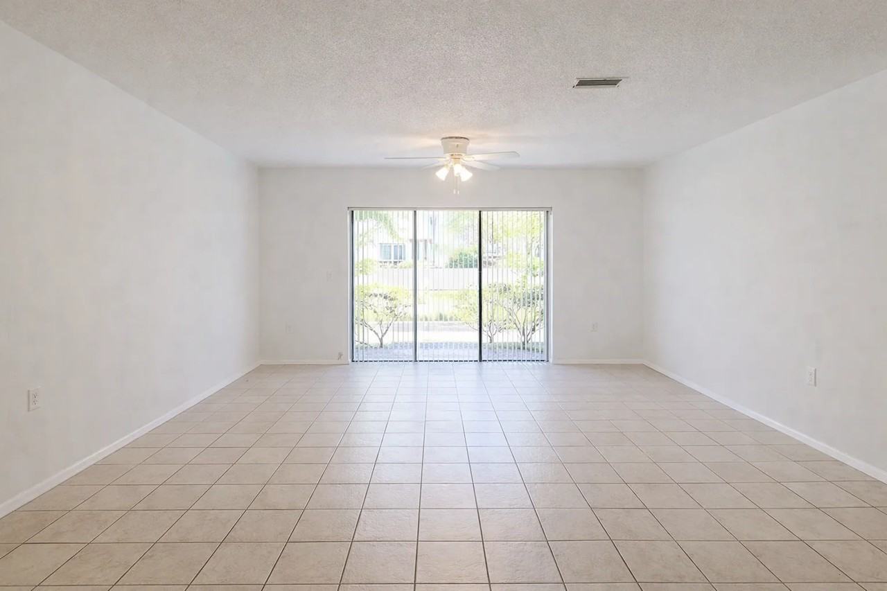 3427 59th Ave W - Photo 4 of 19