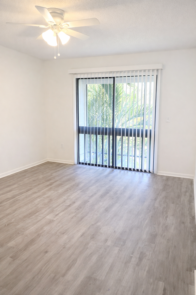 3427 59th Ave W - Photo 7 of 19