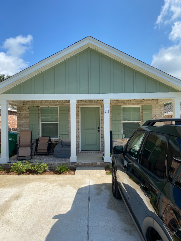 211 Hudson Boyd Ct - Photo 3 of 23