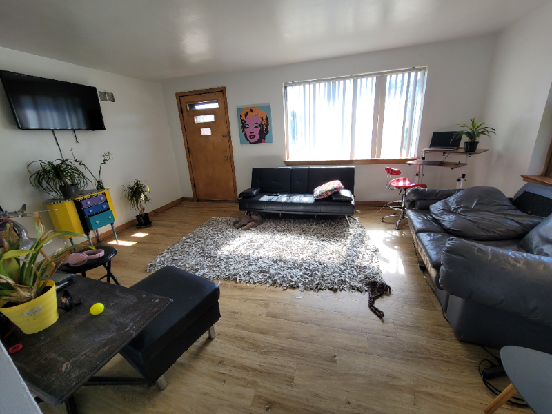3411 S Howell Ave - Photo 4 of 10