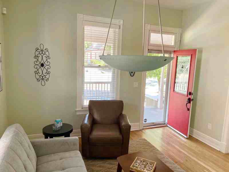 205 Edith Blvd Ne ##Ne - Photo 2 of 9