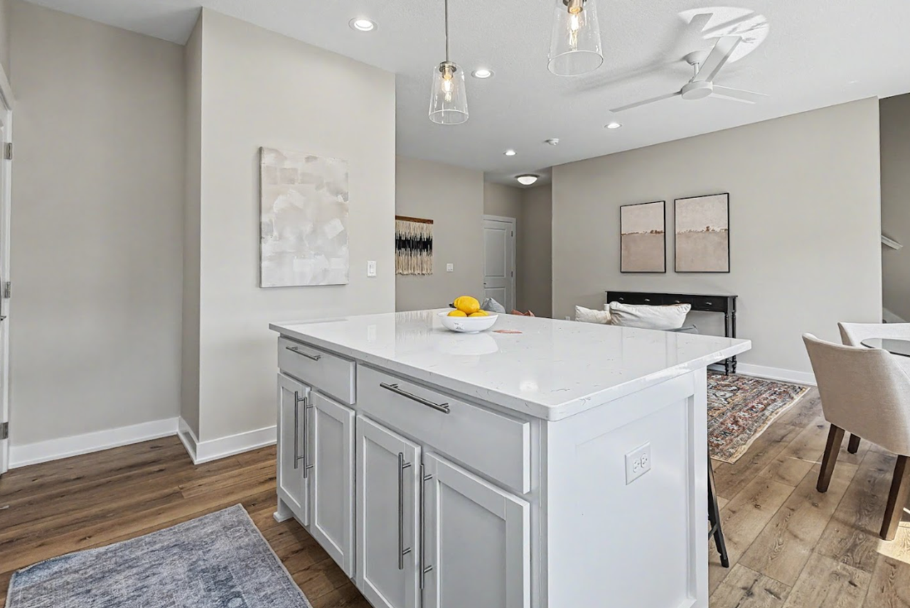 9134 Calvin Dr - Photo 6 of 28