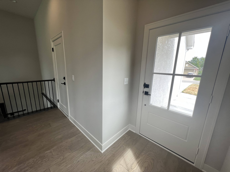 1299 Sw Heartwood Dr - Photo 3 of 29