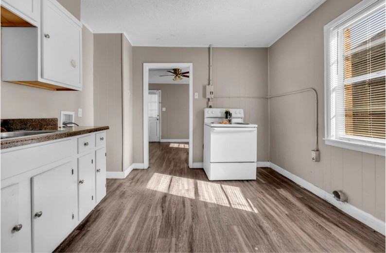 769 Hilton St - Photo 7 of 15