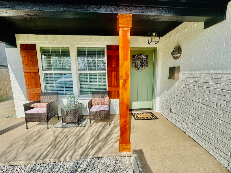 303 Watt St - Photo 2 of 41