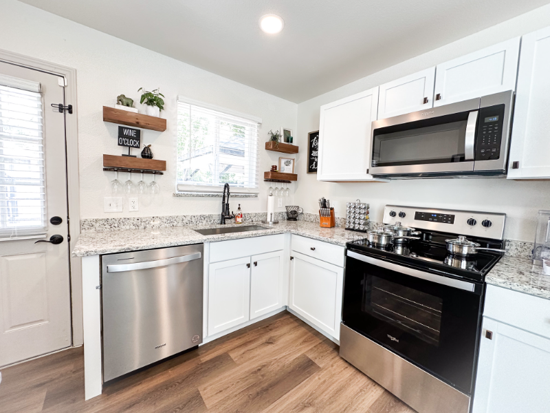 303 Watt St - Photo 6 of 41