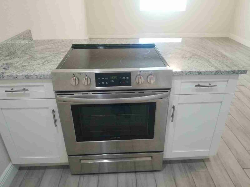 1404 E Renfro St #A - Photo 5 of 7