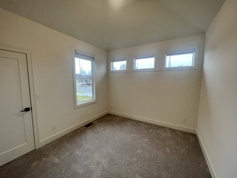 1517 Sw Hedgewood Ln - Photo 6 of 34