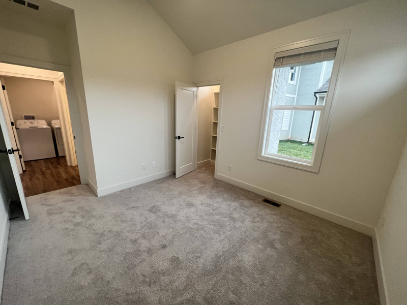 1517 Sw Hedgewood Ln - Photo 7 of 34