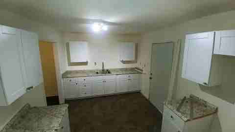 208 Washington St - Photo 5 of 6