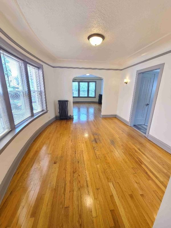 834 N Massasoit Ave #1 - Photo 3 of 11