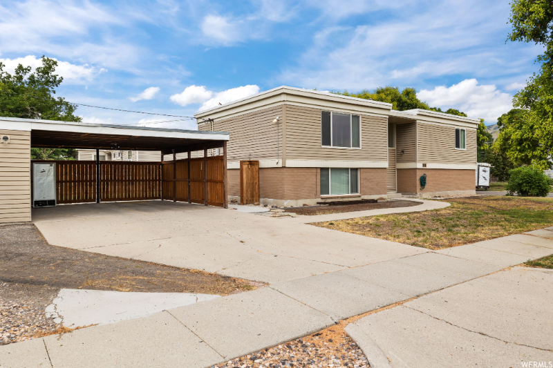 1730 W Baroness Pl - Photo 3 of 15