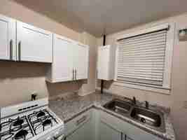 featured image of 407 S Anderson St