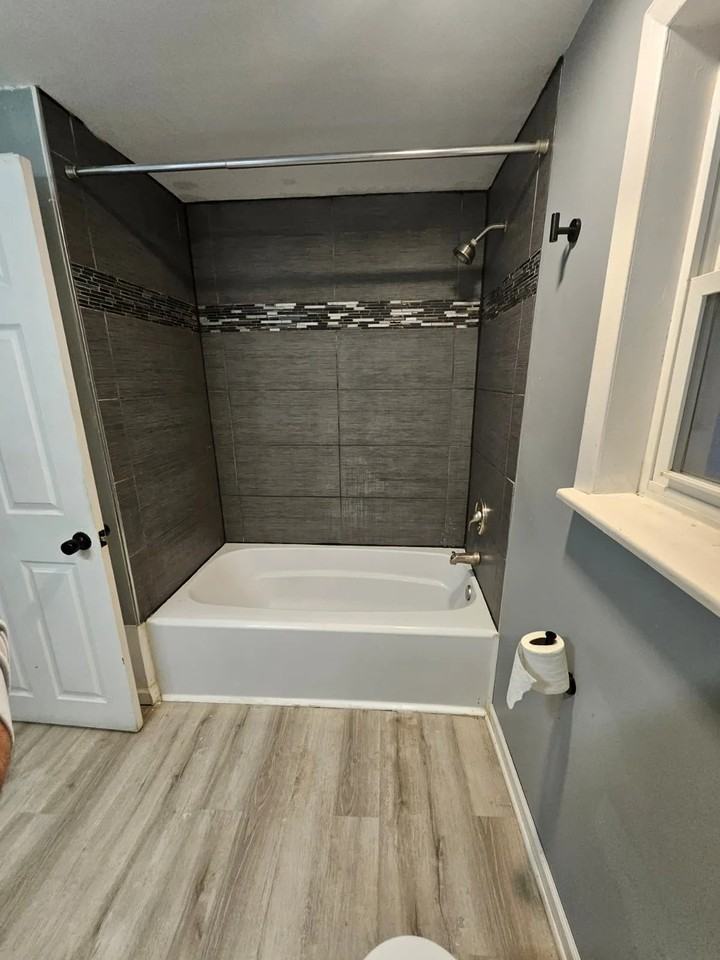 4133 N Mcvicker Ave #B - Photo 4 of 18