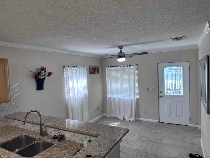 4208 W La Salle St - Photo 5 of 12