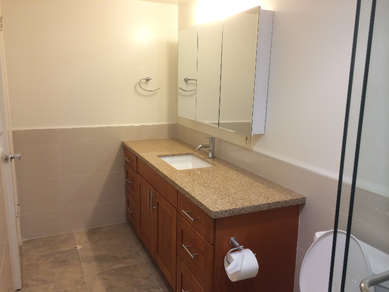 242 Dennis Dr - Photo 4 of 15