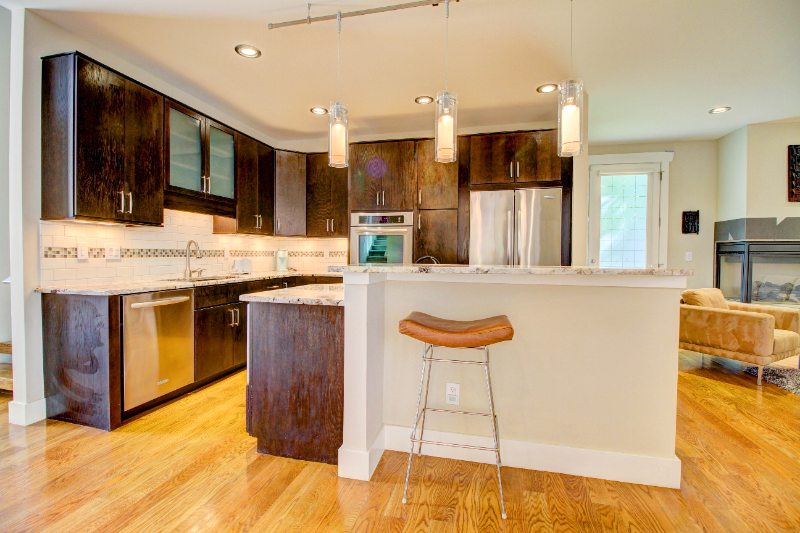 414 Harrison St - Photo 7 of 48