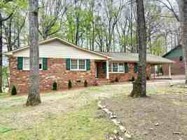 featured image of 720 Clarion Dr