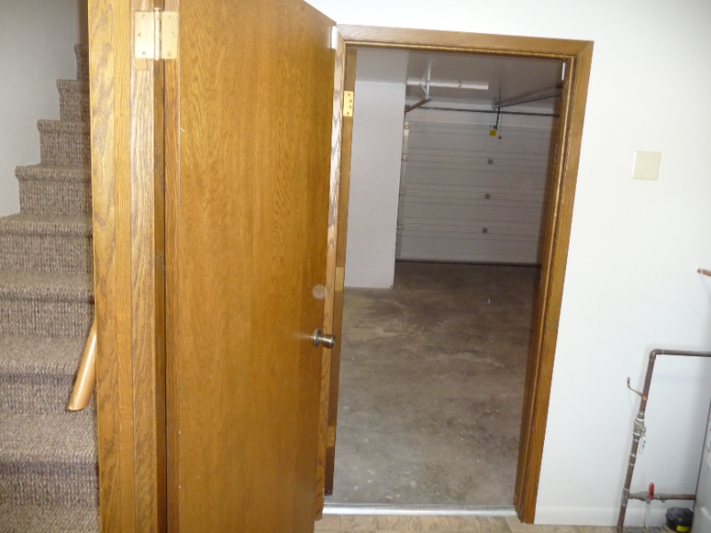 1303 Mountain View St - Photo 4 of 18