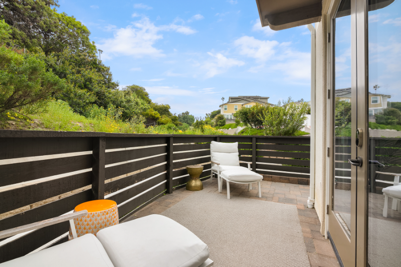 1101 Makena Way - Photo 4 of 29