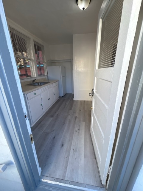 1623 Grant St #1625B - Photo 7 of 7