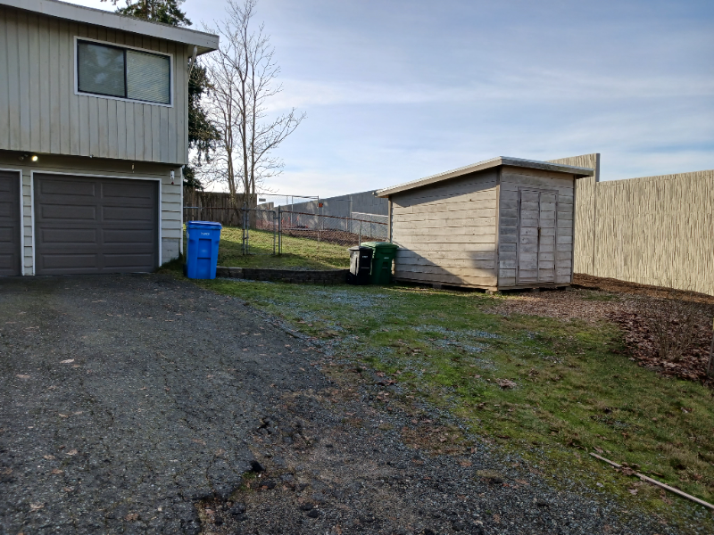 127 Ne 164th St - Photo 2 of 22