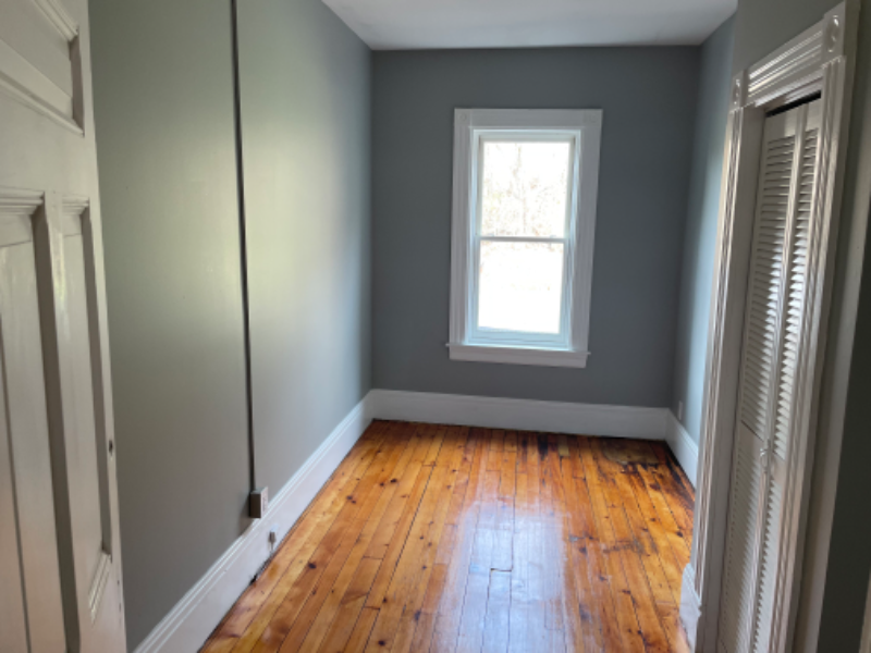 99 12th St #C - Photo 6 of 12