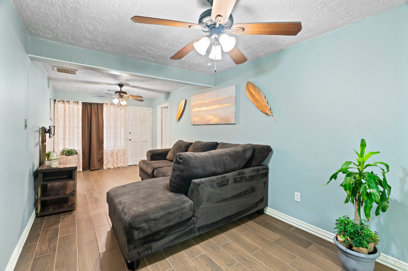 305 Fresa Rd - Photo 2 of 18