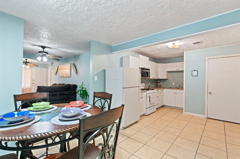 305 Fresa Rd - Photo 4 of 18