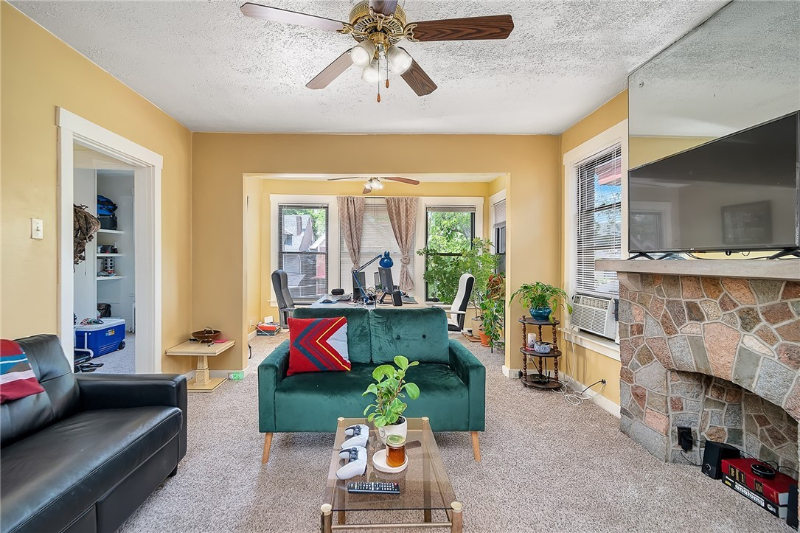 2311 Sherbrook St #1 - Photo 3 of 12