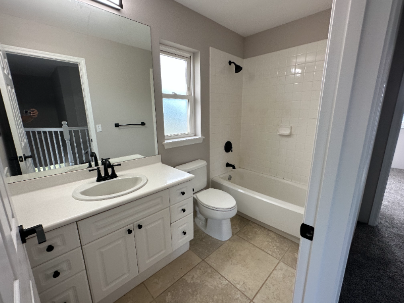 40 Hooheno St - Photo 4 of 7