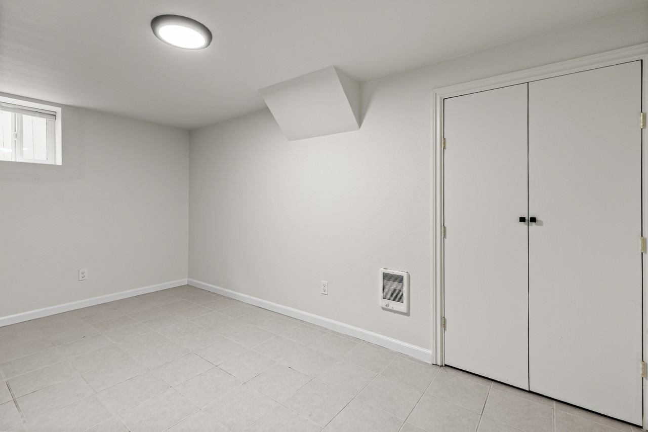 1325 Se Boise St #A - Photo 2 of 8