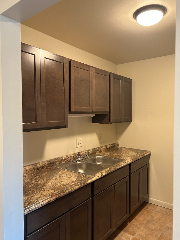 435 S Lincoln Ave #F6 - Photo 2 of 22