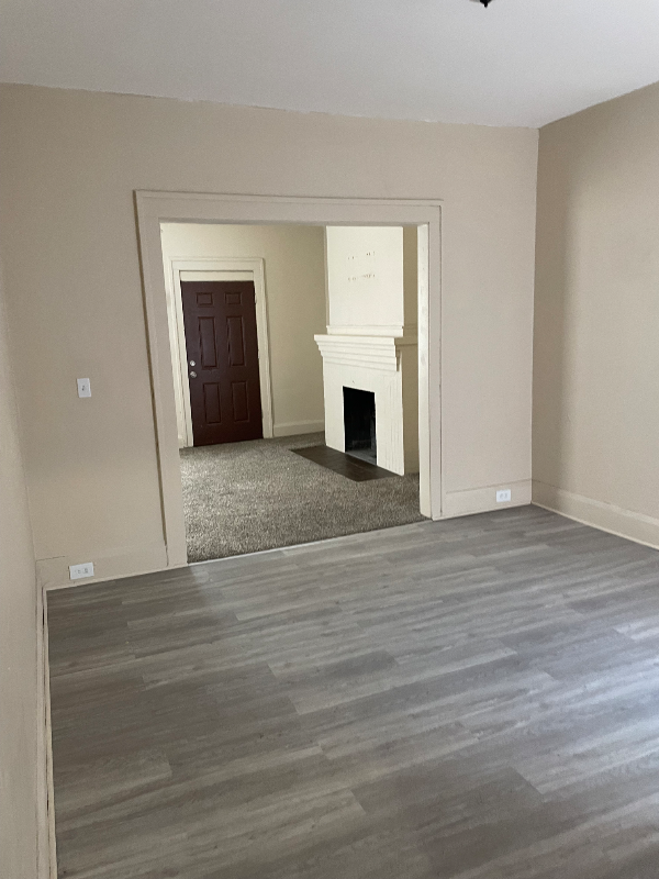 334 Robbins Ave #334 - Photo 4 of 11