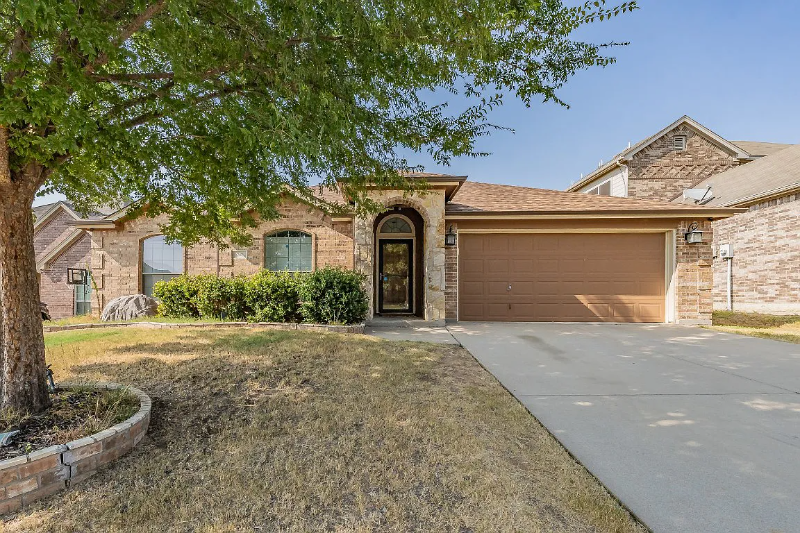 783 Peach Ln - Photo 3 of 32