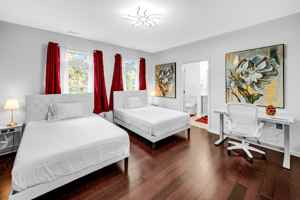 featured image of 1407 S Halsted St