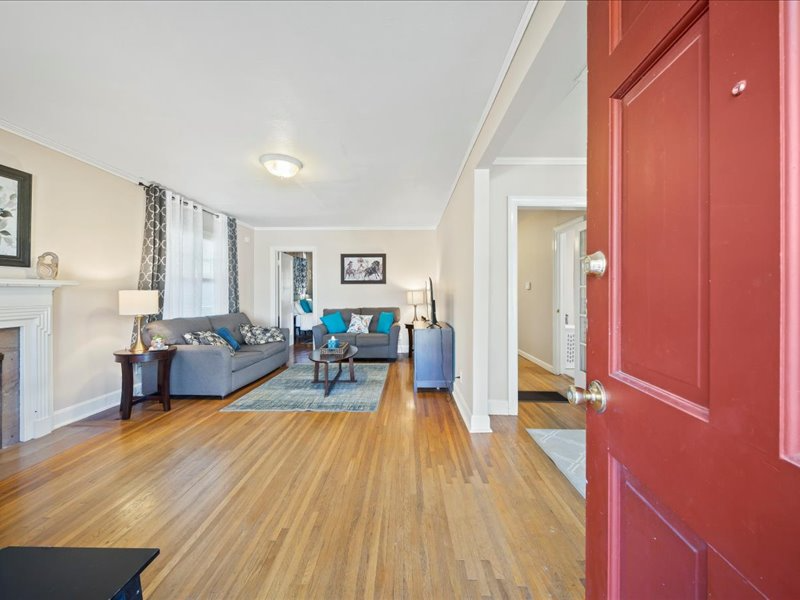 1307 S Indianapolis Ave #1307 - Photo 2 of 28