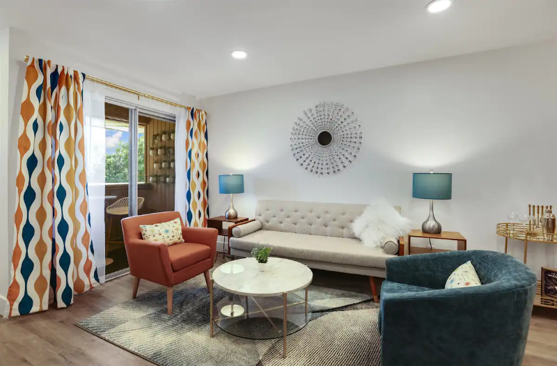 2825 N Los Felices Rd #203 - Photo 2 of 16