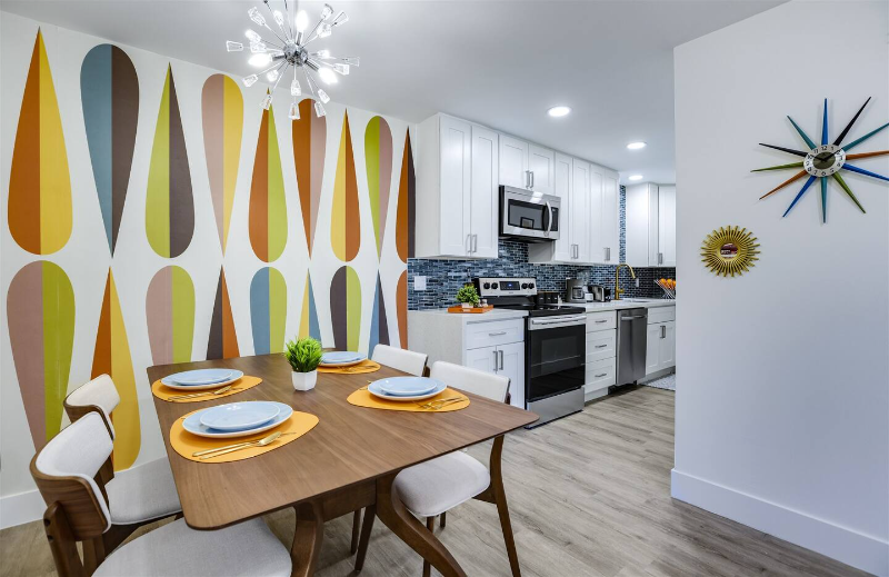 2825 N Los Felices Rd #203 - Photo 6 of 16