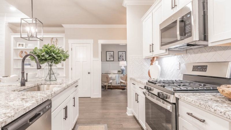 14872 Demarie Ln - Photo 2 of 11