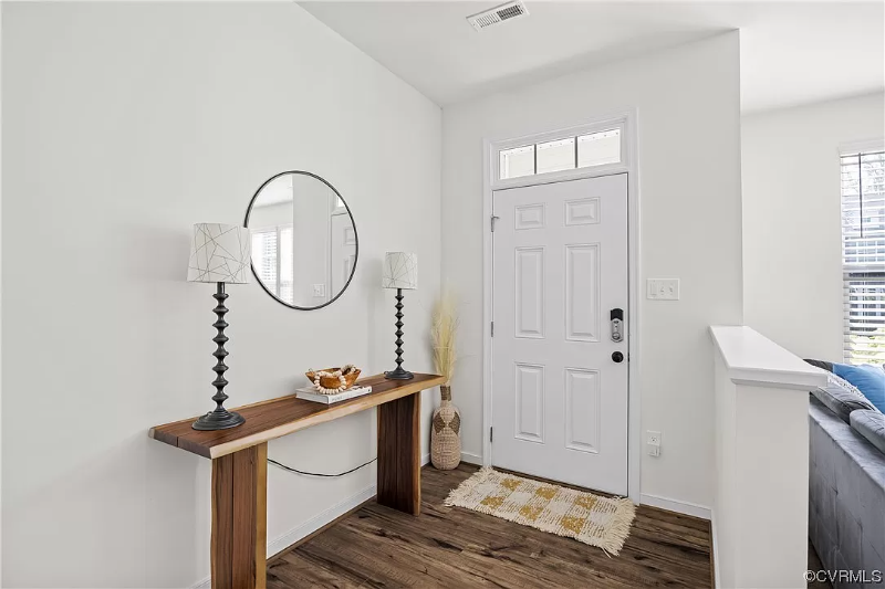 227 Hanging Fern Aly - Photo 5 of 35